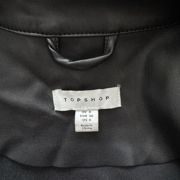 Topshop Black faux Leather Short Sleeve Jacket - Picture 2 of 7
